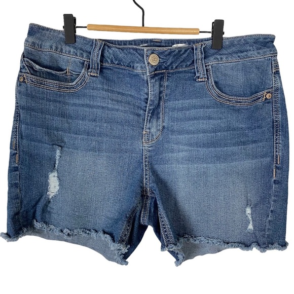SEVEN7 Distressed High Rise Raw Hem Denim Shorts 16 - Picture 1 of 12
